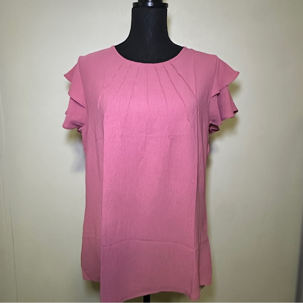 Woman’s Dressy Casual Pink Pleated Collar and Ruffled Sleeves Size L NWT